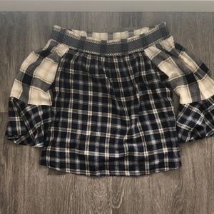 Flowy off the shoulder